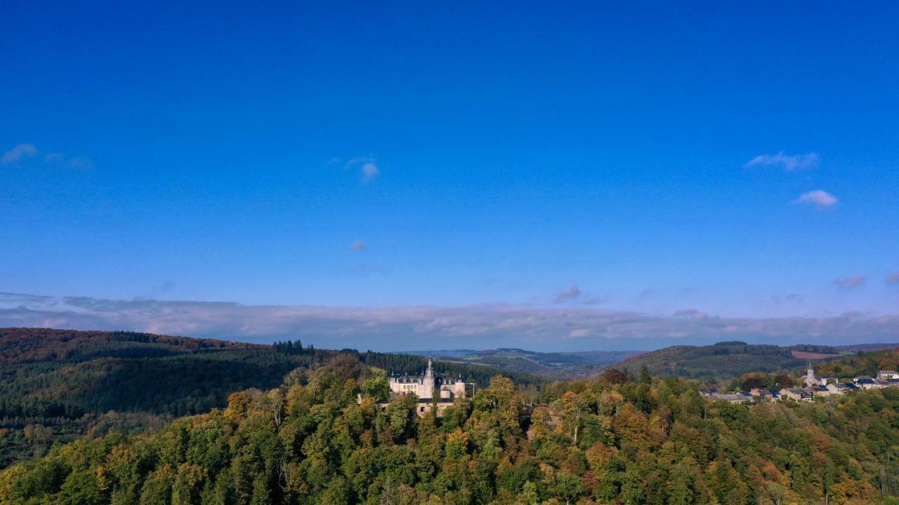 Le Chateau De Mirwart エクステリア 写真